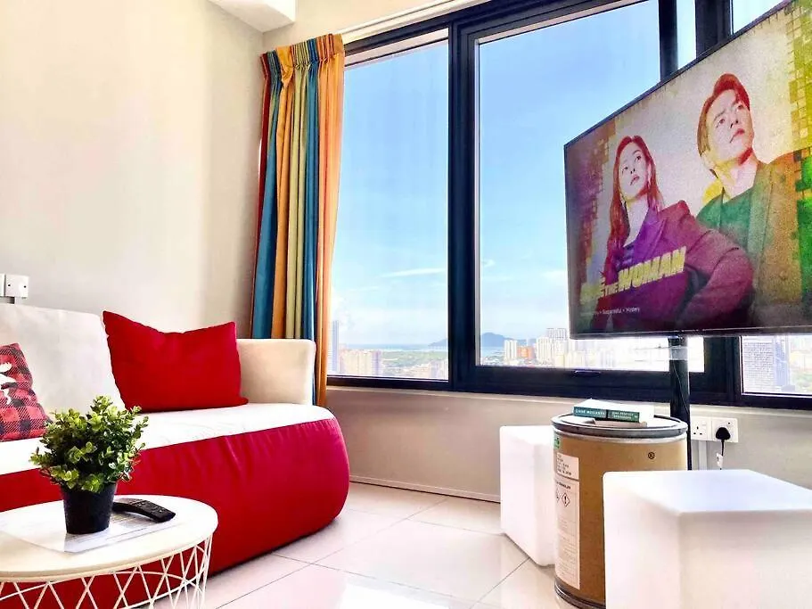 Tropicana 218 Macalister #Wondercolor #Infinity Pool #Georgetown #5Pax #2Br 2Bath #1King 1Queen 1Single #Quality Well Maintained #Private Host