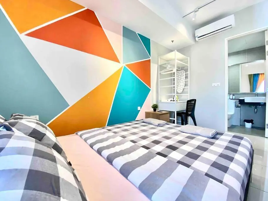 Apartment Tropicana 218 Macalister #Wondercolor #Infinity Pool #Georgetown #5Pax #2Br 2Bath #1King 1Queen 1Single #Quality Well Maintained #Private Host Malaysia